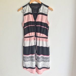 Ivanka Trump Sleeveless Dress With Pockets Size 4